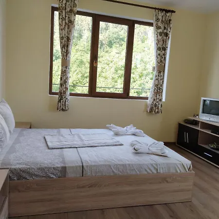Proynovi Maison d'hôtes Kalofer