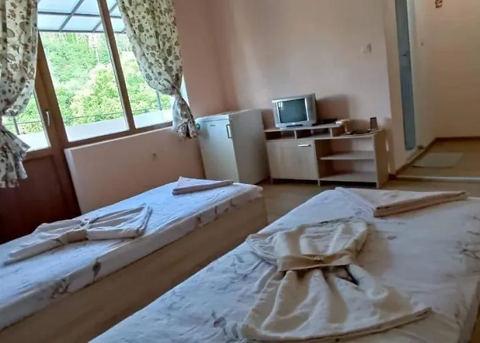 Proynovi Guest house